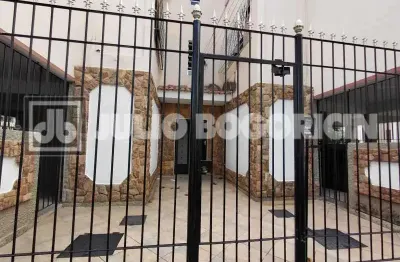 Apartamento com 2 quartos à venda na rua saturnino de brito filho, portuguesa, rio de janeiro, 48 m2 por r$ 265.000