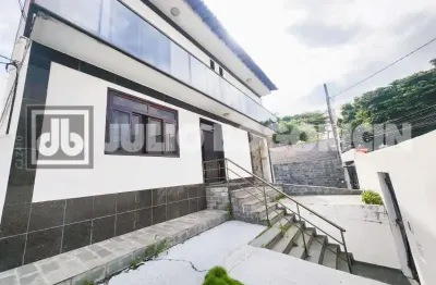 Casa com 4 quartos à venda na Rua Orestes Rosolia, Jardim Guanabara, Rio de Janeiro