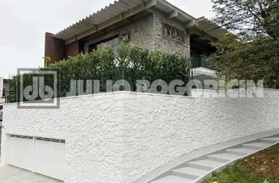 Casa com 5 quartos à venda na Rua Babaçu, Jardim Guanabara, Rio de Janeiro