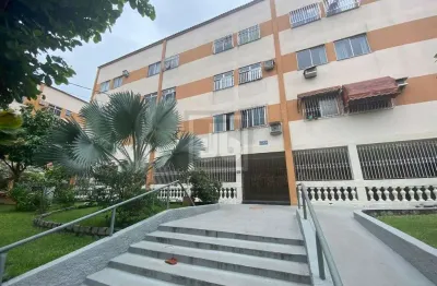 Ilha do Governador - Portuguesa - Avenida Carlos Meziano - Apartamento - Vazio - Sala - 2 Quartos - JBI28843