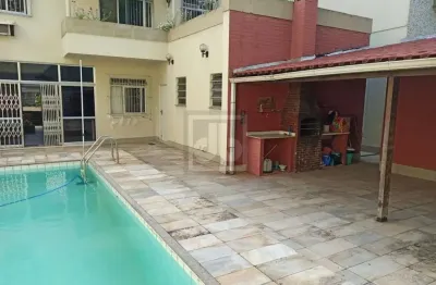 Ilha do Governador - Jardim Guanabara - Casa Duplex - Piscina - Terraço - Varandão - Sala - 3 Quartos - Suíte - Dependências - 2 Vagas de Garagem - JBI60300