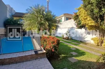 Casa em condomínio fechado com 4 quartos à venda na rua ivaldo de azambuja, barra da tijuca, rio de janeiro, 370 m2 por r$ 3.000.000