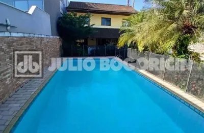 Casa em condomínio fechado com 4 quartos à venda na rua ivaldo de azambuja, barra da tijuca, rio de janeiro, 370 m2 por r$ 3.000.000