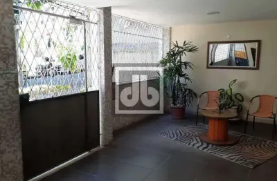 Apartamento a venda na freguesia jacarepaguá - 1 quarto - dependência de empregada completa - vaga de garagem