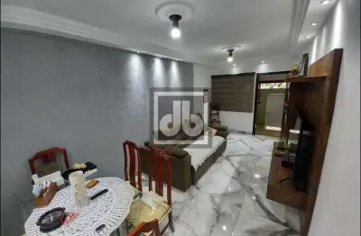 Casa em condomínio fechado com 2 quartos à venda na rua suzano, freguesia (jacarepaguá), rio de janeiro, 111 m2 por r$ 632.000