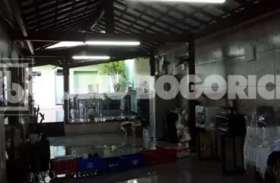 Casa com 3 quartos à venda na rua joaquim tourinho, pechincha, rio de janeiro, 275 m2 por r$ 1.500.000