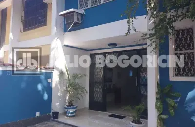 Casa com 4 quartos à venda na rua são ricardo, anil, rio de janeiro, 229 m2 por r$ 930.000