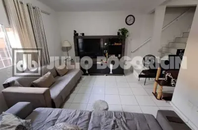 Casa em condomínio fechado com 4 quartos à venda na estrada rodrigues caldas, taquara, rio de janeiro, 170 m2 por r$ 520.000