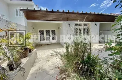 Casa em condomínio fechado com 3 quartos para alugar na rua morro dois irmãos, freguesia (jacarepaguá), rio de janeiro, 355 m2 por r$ 3.000