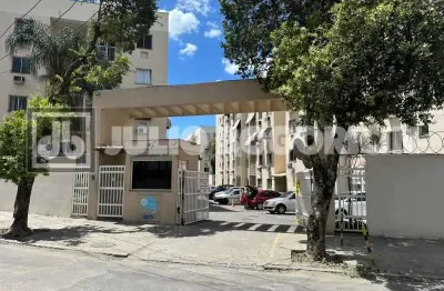 Apartamento com 2 quartos à venda na rua florianópolis, praça seca, rio de janeiro, 46 m2 por r$ 175.000