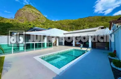 Casa linear 4 quartos (3 suítes)|condomínio eldorado freguesia