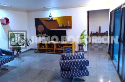 Freguesia alto padrão 4 quartos 2 suítes 1 escritório dependencia completa 3 varandas 3 vagas de garagem.239 m2.vale a visita!