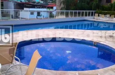 Freguesia Lindissimo apartamento cond.BeHappy 2quartos 1 suíte sala varanda com infra total.Vale a visita!