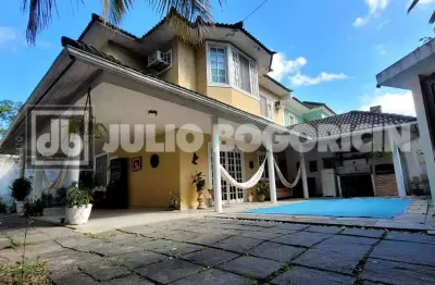 Casa duplex condomínio 3quartos suíte piscina churrasqueira  vargem pequena