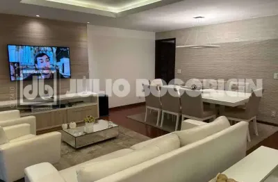 Recreio maravilhoso lâmina 2 varandas 2 salas 3 quartos 1 suíte dependência lazer 2 box pra guardados 2 vagas