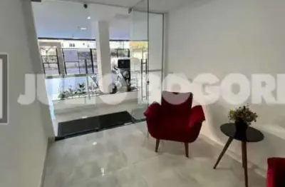 Apartamento com 3 quartos à venda na rua jorge emílio fontenelle, recreio dos bandeirantes, rio de janeiro, 110 m2 por r$ 790.000