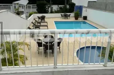 Apartamento, condomínio  sol da manhã, são 2 quartos ( sendo 1 suíte )