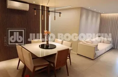 Residencial / recreio dos bandeirantes/ 3quartos/ suíte /160m²/ 4vagas./praia