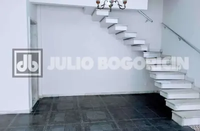 Casa em condomínio fechado com 3 quartos à venda na rua heráclito graça, lins de vasconcelos, rio de janeiro, 140 m2 por r$ 320.000