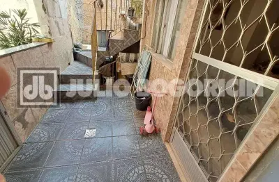 Casa com 4 quartos à venda na rua doutor bulhões, engenho de dentro, rio de janeiro, 18 m2 por r$ 330.000
