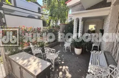 Casa em condomínio fechado com 4 quartos à venda na rua conselheiro ferraz, lins de vasconcelos, rio de janeiro, 292 m2 por r$ 750.000