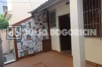 Apartamento com 2 quartos à venda na rua meira, piedade, rio de janeiro, 37 m2 por r$ 120.000