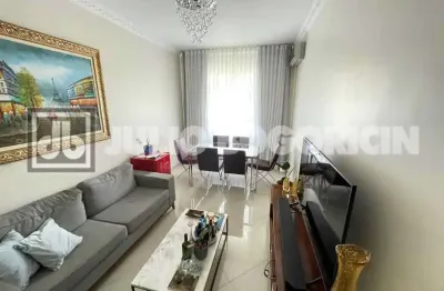 Méier - rua pedro de carvalho - espetacular apto. totalmente reformado - 108m² de área privativa -3 dormitórios(1suíte) - vaga  - próximo a dias da cruz.