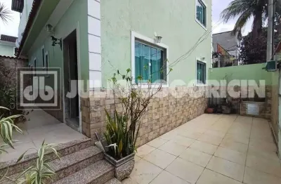 Apartamento com 5 quartos à venda na rua hugo bezerra, engenho de dentro, rio de janeiro, 187 m2 por r$ 900.000