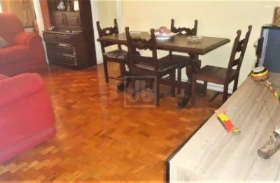 Lins de vasconcelos -  2 quartos amplos - wc de empregada - interfone