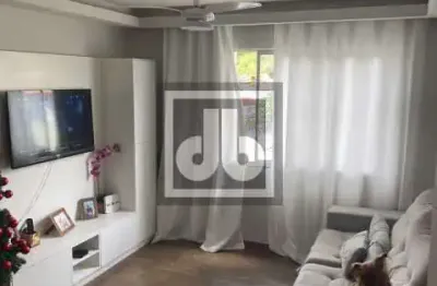 Excelente apartamento com 02 dormitórios em condomínio com lazer completo.