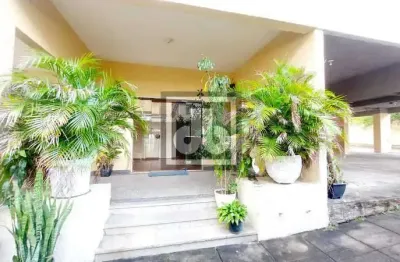 Madureira - próximo brt - apartamento - sala - 2 quartos - vaga