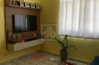 Sampaio - 3 quartos - cozinha ampla - localização com farta condução