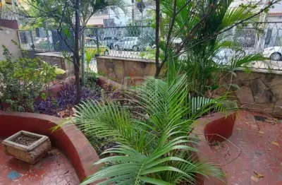 Méier -  rua cobiçada - casa para 2 famílias - garagem - jardim frontal