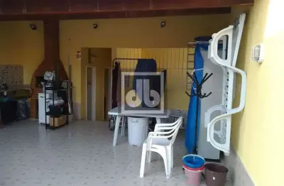 Todos os santos - rua piauí - casa de vila - vendo - terraço - sala - 2 quartos - vaga - julio bogoricin