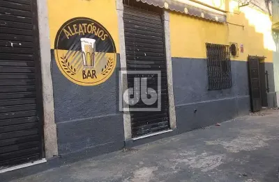 Lojão num ponto privilegiado do engenho de dentro! composto por 1 salão, bar, banheiros, lavabo, cozinha e dispensa.