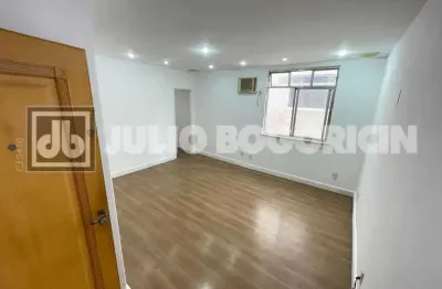 Méier - rua santos titara - apto.  À venda - 98m² de área privativa - 3 dormitórios(sendo um com escritório) - 2 banheiros.