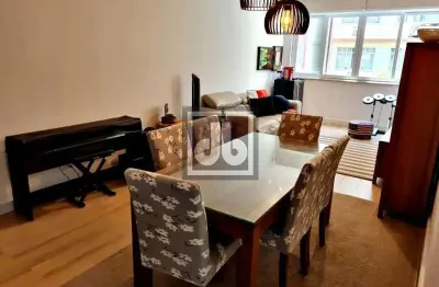 Icaraí oportunidade quadra da praia 3 quartos 1 suite 1 vaga portaria 24hs