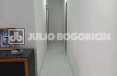 Apartamento com 2 quartos à venda na rua noronha torrezão, santa rosa, niterói, 70 m2 por r$ 270.000