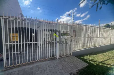 Casa com 3 quartos para alugar no Centro, Cascavel 