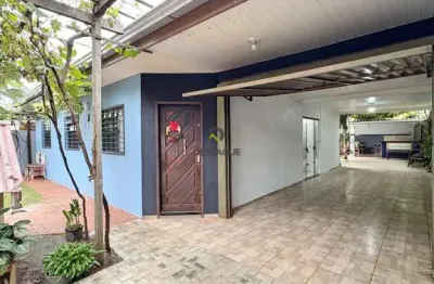 Casa com 3 quartos à venda no Interlagos, Cascavel 