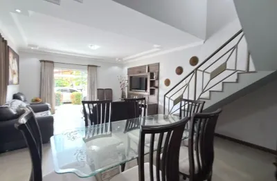 Excelente Casa a Venda no Cidade Jardim 1, Com 4 Suítes Amplas