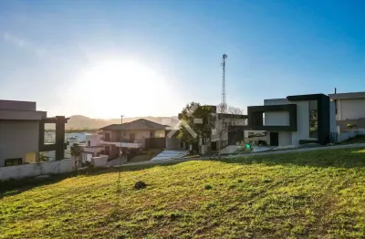 Terreno em condomínio - 601m² - colinas do paratehy sul - urbanova - exclusivo