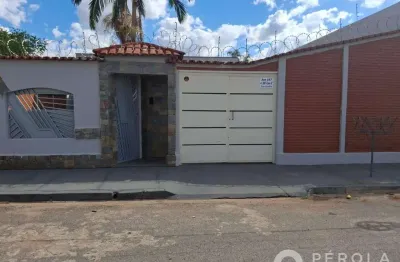 Casa residencial nº 02 rua 257 qd. 18 lt. 04 setor coimbra goiânia go