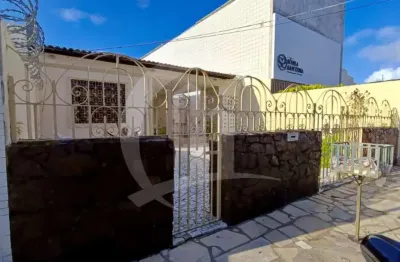Casa com 4 quartos à venda no Treze de Julho, Aracaju 