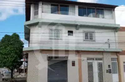Excelente casa comercial e residencial à vendana rua alagoas