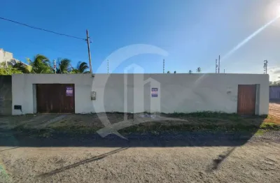 Casa térrea com 5/4 sendo 3 suítes na aruana a 200m da praia