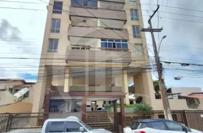 Apartamento em ótima localização no centro da cidade.