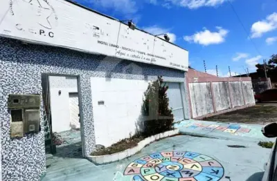 Oportunidade única: casa espaçosa no farolândia - residencial ou comercial!