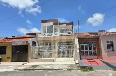 Casa com 6 quartos para alugar no José Conrado de Araújo, Aracaju 