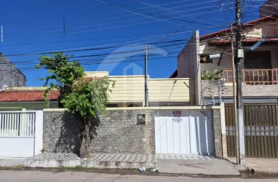 Casa com 3 quartos para alugar no Cirurgia, Aracaju 